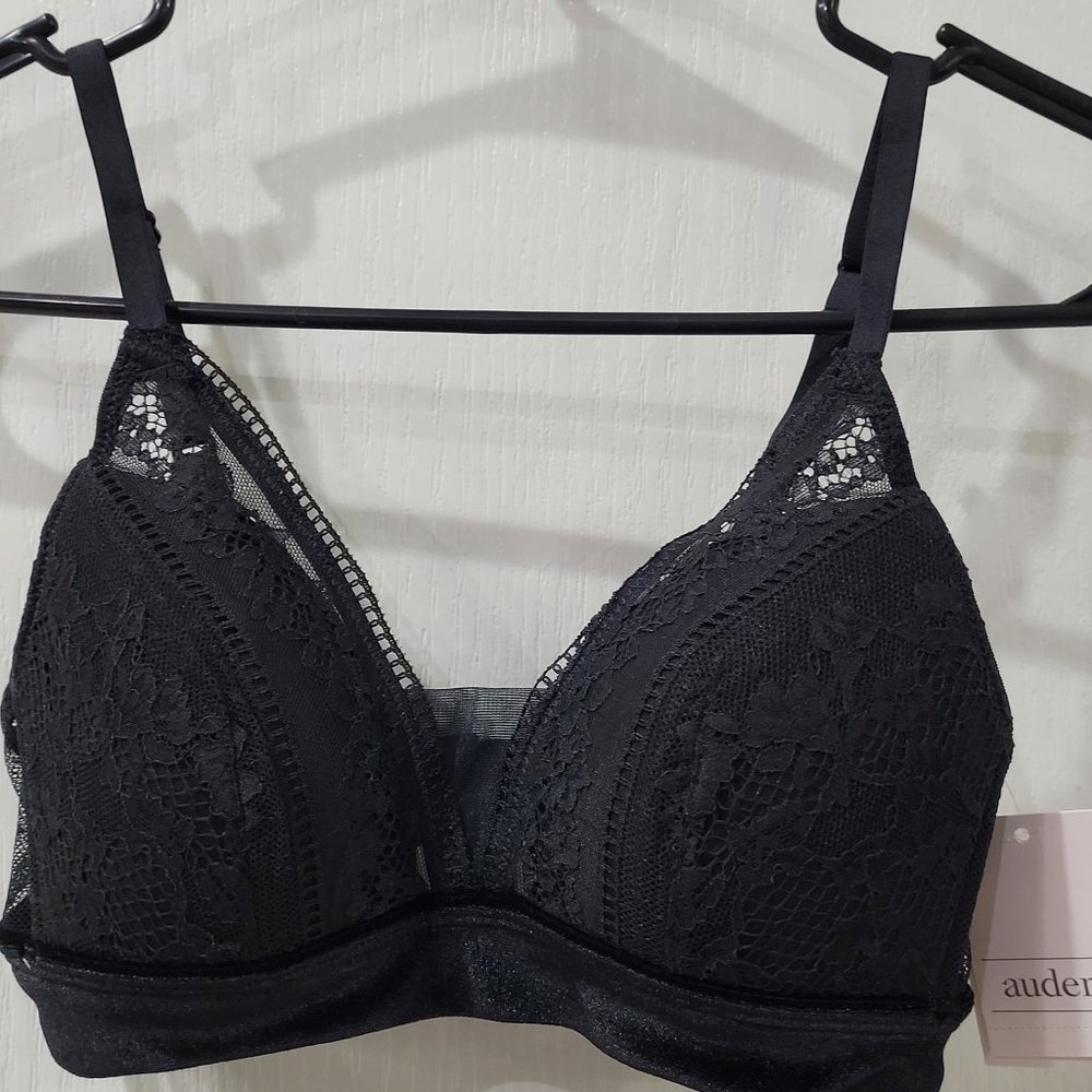 Auden XS 32B black lace & velvet bra BNWT